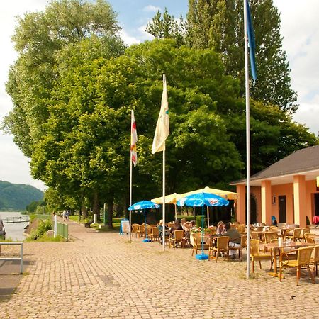 Neubert'S Gasthaus Am Rhein Лахщайн Екстериор снимка