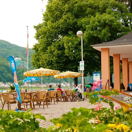 Neubert'S Gasthaus Am Rhein Лахщайн Екстериор снимка